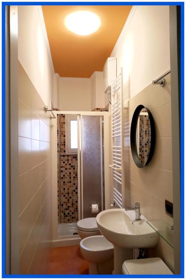 La Casa Di Anna A Due Passi Dal Mare... E Non Solo Apartment Vado Ligure Ngoại thất bức ảnh