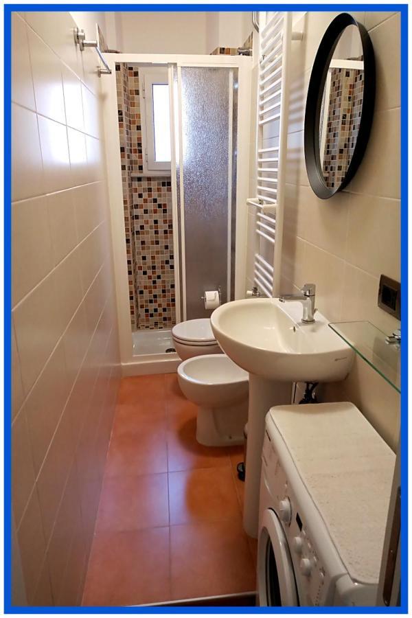 La Casa Di Anna A Due Passi Dal Mare... E Non Solo Apartment Vado Ligure Ngoại thất bức ảnh